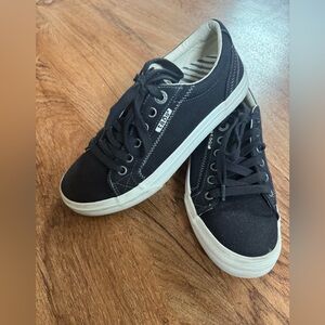 Taos Footwear Black Sneakers